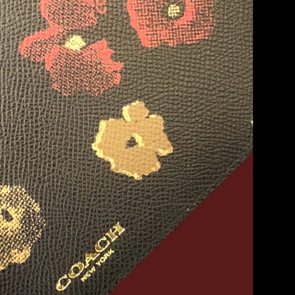 Coach KYLIE Flat Pouch Black, Gold and Red Poppy Flowers Gold Hardware NWOT - Picture 1 of 10
